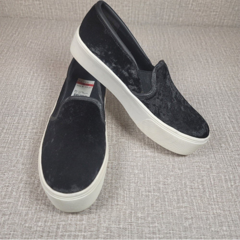 BAR III Hugo Crushed Velvet Black Slip On Sneakers